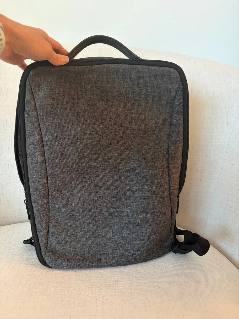 Gray Men's Urban Backpack - Sleek Everyday Carry